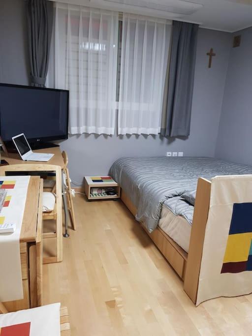 Gyeongbokgung Palace Seochon Christian Home - Foreigner Only سيول المظهر الخارجي الصورة
